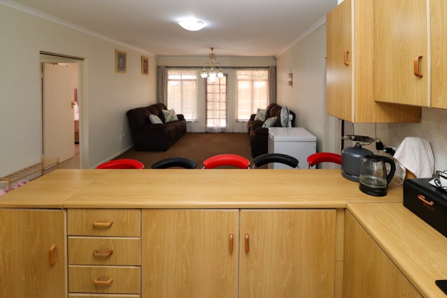 3 Bedroom Property for Sale in Flamwood North West